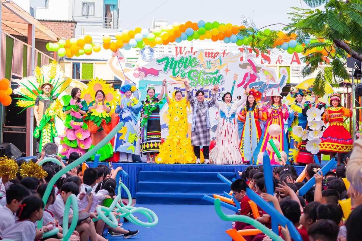 1z.546.cong-ty-tnhh-to-chuc-su-kien-sai-gon-light-event-1