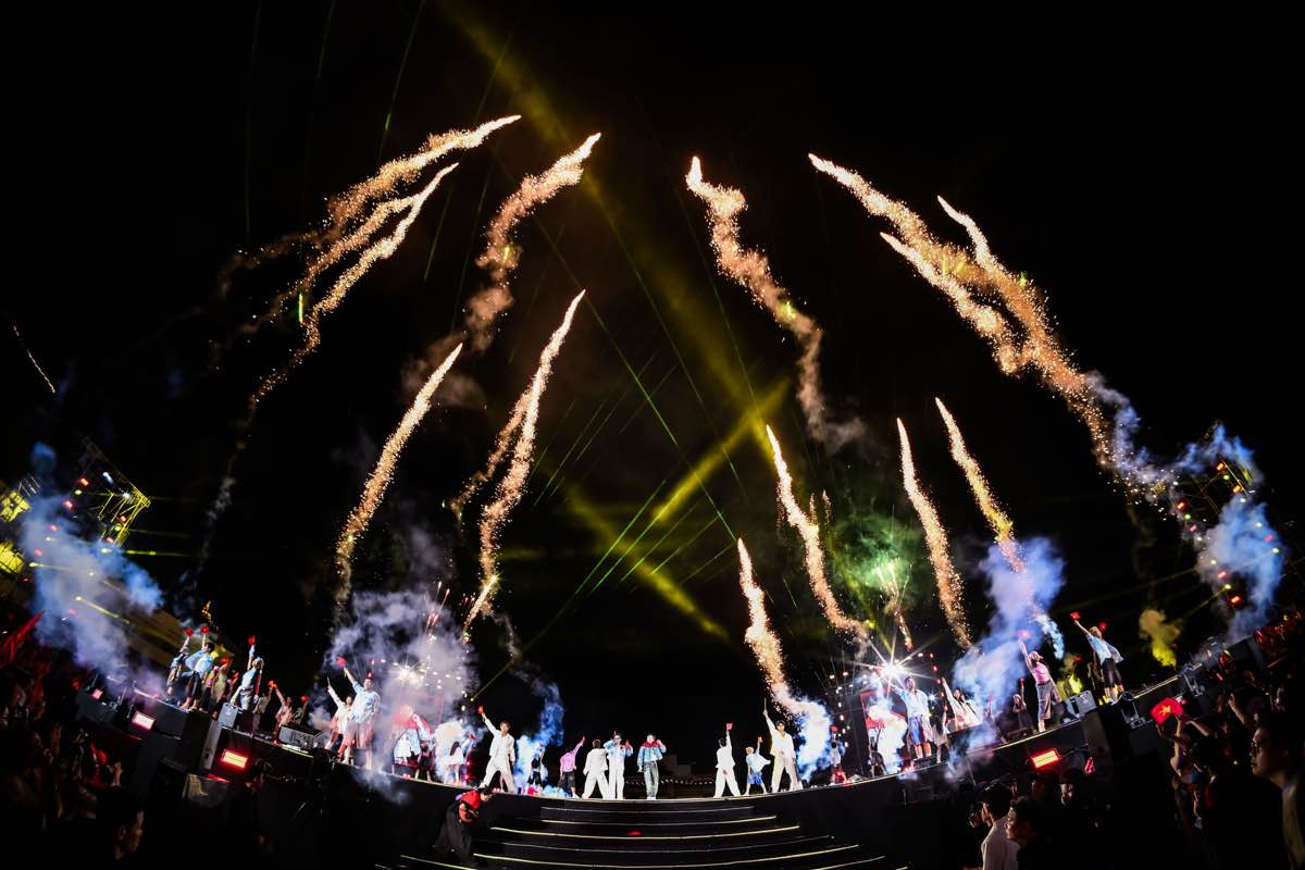 1A.824.dao-dien-bao-ka-vfest-all-star-vung-tau-spotlight-vietnam3