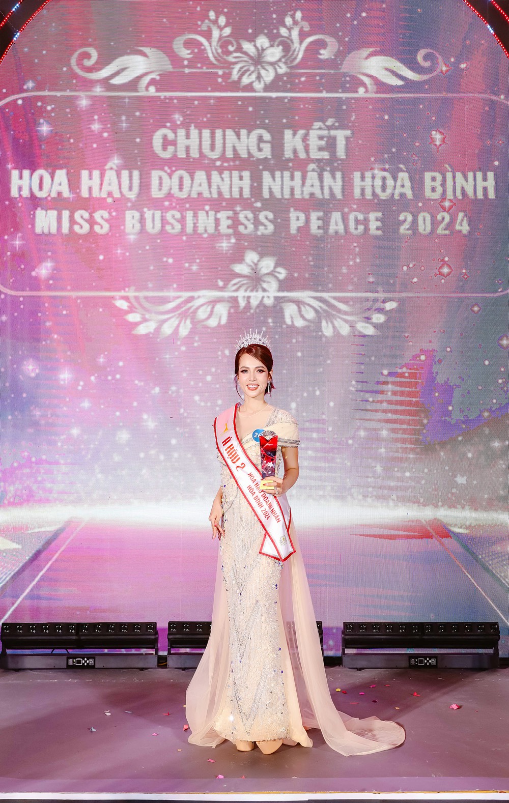 453.A-hau-Tran-Kim-Huong6