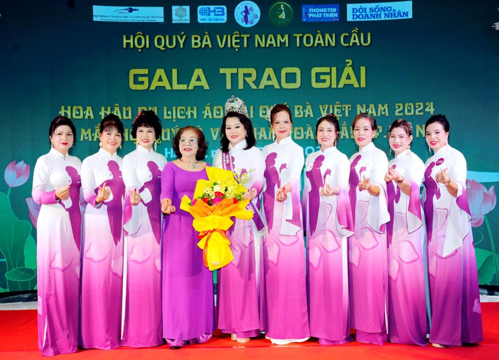 530.HH-hoa-hau-ao-dai-quy-ba-toan-cau-2024-hoang-kim0