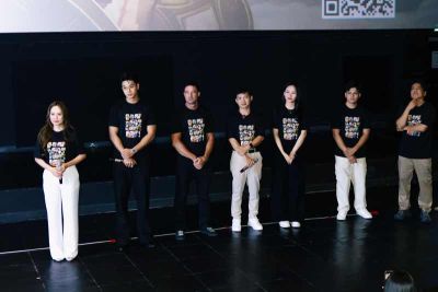 Thanh Th&uacute;y d&ugrave;ng quyền lực nh&agrave; sản xuất, &ldquo;ngăn&rdquo; nụ h&ocirc;n của Đức Thịnh v&agrave; Mai Phương