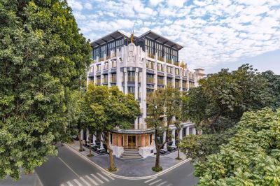 Róse đăng ảnh khách sạn có giá gần 7000 đô/đêm khi Blackpink lưu trú tại Hà Nội