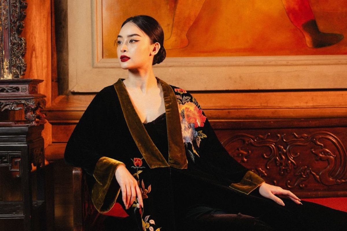 Mẫu ảnh Việt khiến báo Thái Lan trầm trồ vì nhan sắc, khen ngợi là “Ngọc nữ lookbook không tuổi”