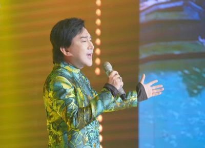 Trường THPT Hồng H&agrave; c&ugrave;ng Nghệ sĩ Việt chung tay v&igrave; cộng đồng qua chương tr&igrave;nh &lsquo;'T&igrave;nh người giữa b&atilde;o lũ''