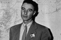 6 sự thật về J. Robert Oppenheimer - 'cha đẻ' của bom nguy&ecirc;n tử
