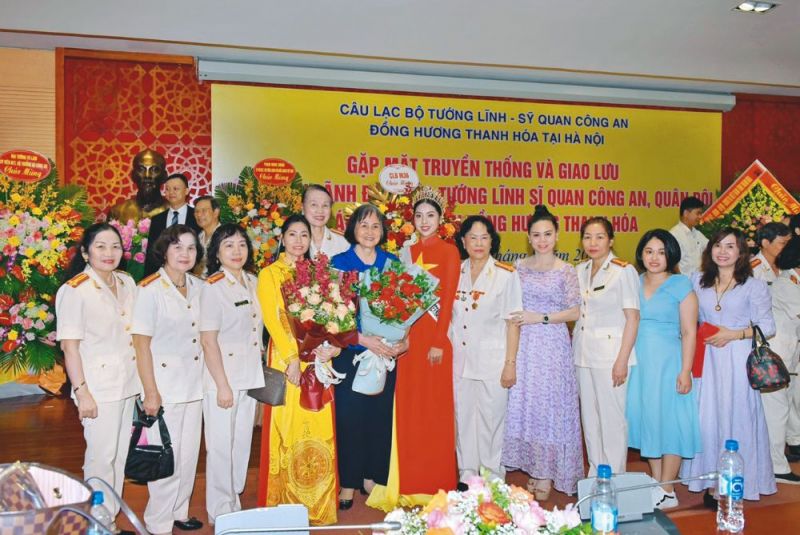 Hoa hậu Ng&ocirc; Ngọc Gia H&acirc;n về qu&ecirc; Cha đất Tổ, khởi h&agrave;nh những chuyến đi y&ecirc;u thương