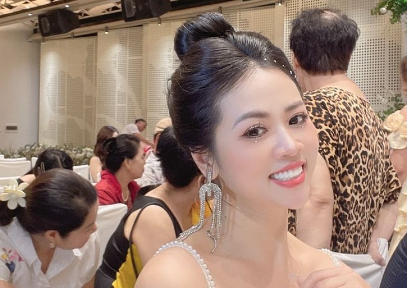 Mỹ nh&acirc;n sở hữu nụ cười đẹp l&agrave;m Gi&aacute;m khảo Hoa hậu