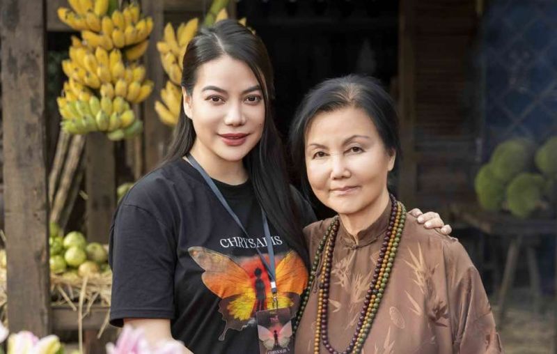 TRƯƠNG NGỌC ÁNH HỘI NGỘ NGÔI SAO GẠO CỘI KIỀU CHINH TRÊN MÀN ẢNH