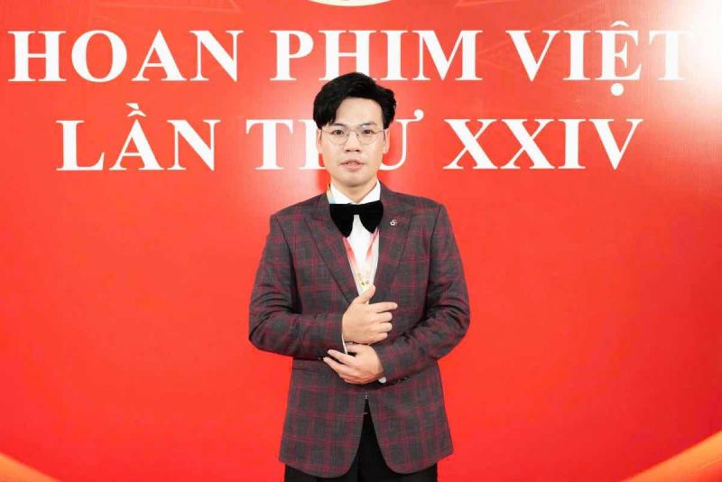 MC TĂNG VINH QUANG - ''HOA NỞ MUỘN'' CỦA SHOWBIZ VIỆT C&Ugrave;NG H&Agrave;NH TR&Igrave;NH L&Agrave;M NGHỀ NHIỀU THỬ TH&Aacute;CH