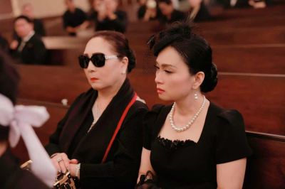 H&agrave; Phương: "C&ocirc; Thu&yacute; Uyển kh&ocirc;ng chỉ l&agrave; bầu show, c&ocirc; l&agrave; gia đ&igrave;nh"