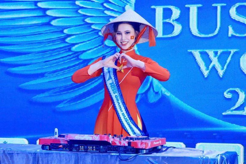DJ xinh đẹp Ly Ly l&ecirc;n ng&ocirc;i &Aacute; hậu 2 Miss Grand Business world 2025