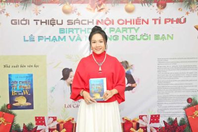 CEO L&ecirc; Phạm ra mắt s&aacute;ch &lsquo;'Nội chiến Tỉ ph&uacute;''