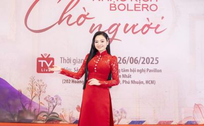 Ca sĩ Thu Hường nhận vai chính nhạc kịch bolero “Chờ Người”