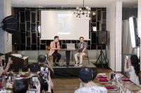 Khoa L&ecirc; l&ecirc;n tiếng về c&acirc;u chuyện li&ecirc;n quan giữa họa sĩ Lộc Lan v&agrave; vợ chồng ca sĩ B&iacute;ch Tuyền- tỷ ph&uacute; Gerard Richard Williams III