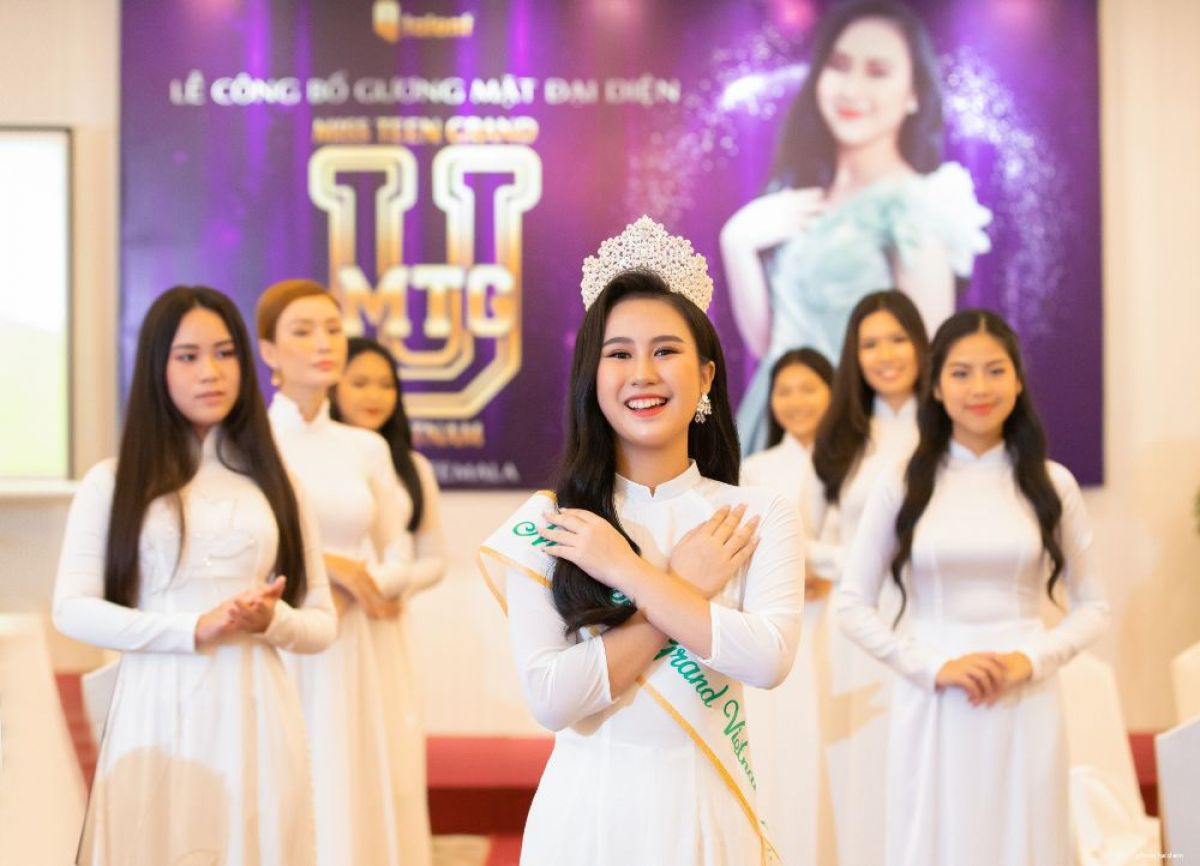 Nguyễn Trang Nguyệt Minh 14 tuổi l&agrave; đại diện Việt Nam tham dự Miss Teen Grand International 2022 tại Guatemala