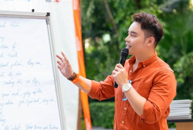 #THEORANGETEAM: NGHỆ SỸ, KOLS L&Ecirc;N TIẾNG XO&Aacute; BỎ BẠO LỰC ĐỐI VỚI PHỤ NỮ V&Agrave; TRẺ EM