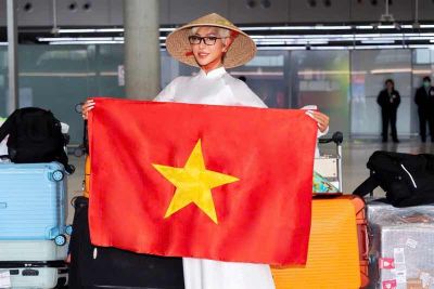 V&acirc;n Phạm l&ecirc;n đường dự Mrs Tourism Queen International 2026: Đem bản sắc Việt ra thế giới