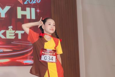 Phạm Nguyễn T&uacute; Anh tại Chung kết ''Ruby Say Hi''