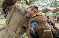 Anh T&uacute; &ldquo;h&oacute;a th&acirc;n&rdquo; Voi Bản Đ&ocirc;n, v&agrave;o Thảo Cầm Vi&ecirc;n mừng 1 năm đăng quang The Masked Singer