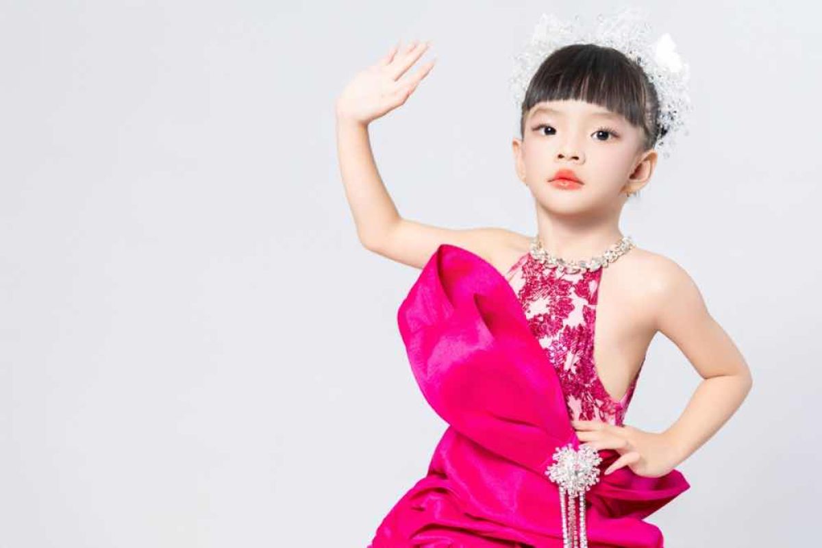 PINK ROYALE - DẤU ẤN FIRST FACE L&Ecirc; TRẦN GIA H&Acirc;N, VI&Ecirc;N NGỌC NHỎ CỦA THI&Ecirc;N ANH CENTER PH&Uacute; QUỐC