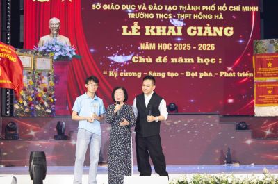 Từ cậu bé mồ côi đến Cử nhân Đại học, ngôi trường Hồng Hà đã ươm mầm nên một Giàng A Xoài như thế