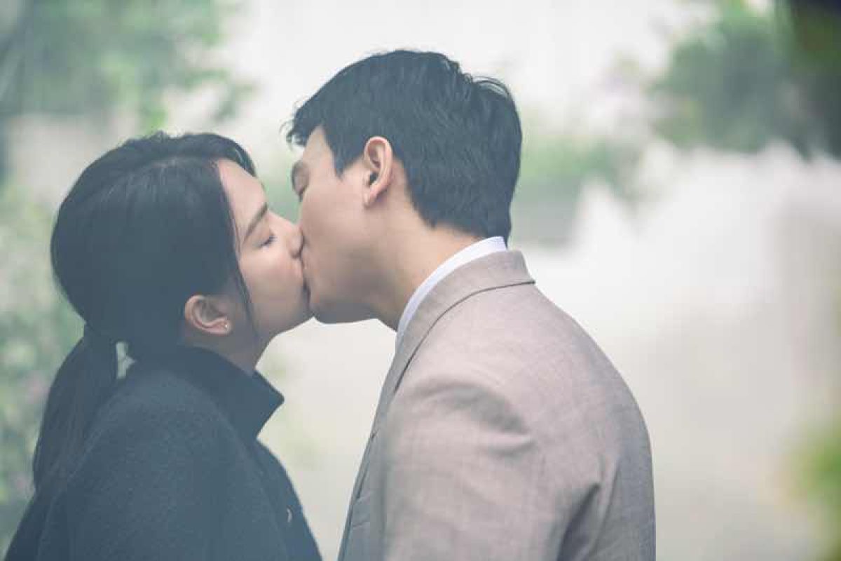 D&agrave;n người t&igrave;nh m&agrave;n ảnh của L&ecirc; Xu&acirc;n Tiền: đủ bộ ngọc nữ, hoa hậu, người mẫu