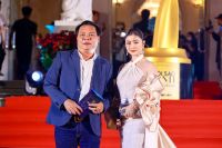 D&agrave;n sao đổ bộ tr&ecirc;n thảm đỏ đ&ecirc;m trao giải Ng&ocirc;i sao xanh lần thứ 9