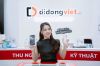 Diện trang phục đơn giản đi sắm iPhone mới, nữ MC hút ánh nhìn với nhan sắc không tì vết