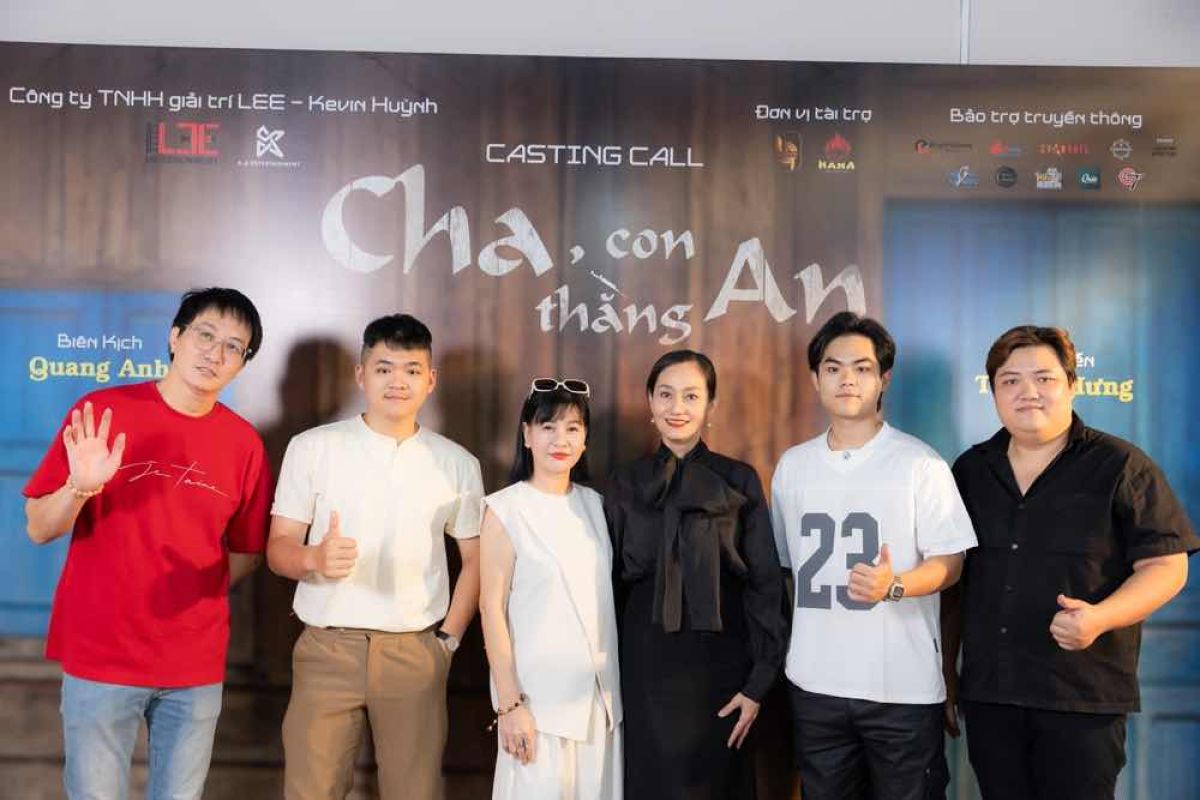 Bộ đ&ocirc;i NSX Phong Lee v&agrave; NSX Kevin Huỳnh mở buổi casting nhằm t&igrave;m kiếm những ứng vi&ecirc;n ph&ugrave; hợp cho bộ phim &lsquo;Cha, con thằng An&rsquo;