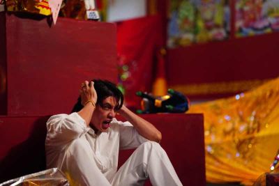 TRẦN NGỌC V&Agrave;NG &Aacute;P LỰC KHI LẦN ĐẦU V&Agrave;O VAI THUẦN PHẢN DIỆN TRONG &ldquo;HEO NĂM M&Oacute;NG&rdquo;