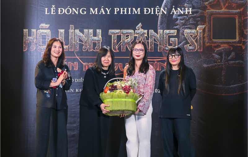 PHIM ĐIỆN ẢNH &ldquo;HỘ LINH TR&Aacute;NG SĨ - B&Iacute; ẨN MỘ VUA ĐINH&rdquo;  Đ&Oacute;NG M&Aacute;Y SAU 83 NG&Agrave;Y Đ&Ecirc;M TẠI V&Ugrave;NG ĐẤT LINH THI&Ecirc;NG NINH B&Igrave;NH MONG MỞ RA C&Aacute;NH CỬA CHẠM V&Agrave;O HUYỀN SỬ NGH&Igrave;N NĂM ĐẤT VIỆT