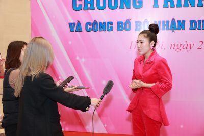 Ký kết hợp tác thực hiện Chương trình Làm sạch biển giữa Tạp chí TAND và Tập đoàn Nusee