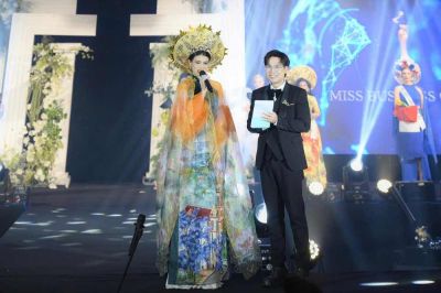 MC TĂNG VINH QUANG DẪN CHUNG KẾT HOA HẬU DOANH NH&Acirc;N TO&Agrave;N CẦU 2025